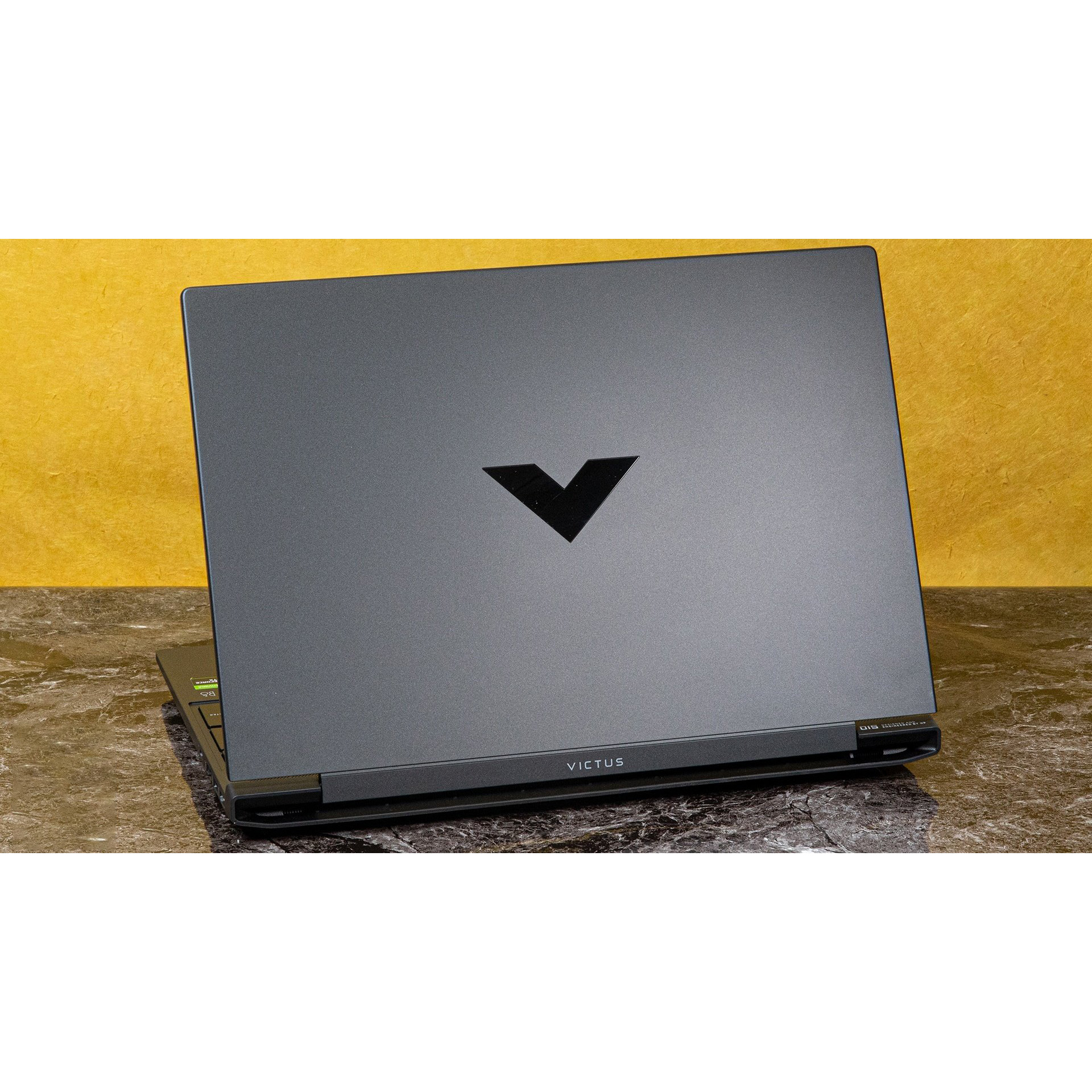 لپ تاپ 15.6 اینچی اچ‌ پی مدل Victus 15 Gaming FB2082wm-R5 8645HS-32GB DDR5-512GB SSD-RTX4050-FHD-W - کاستوم شده