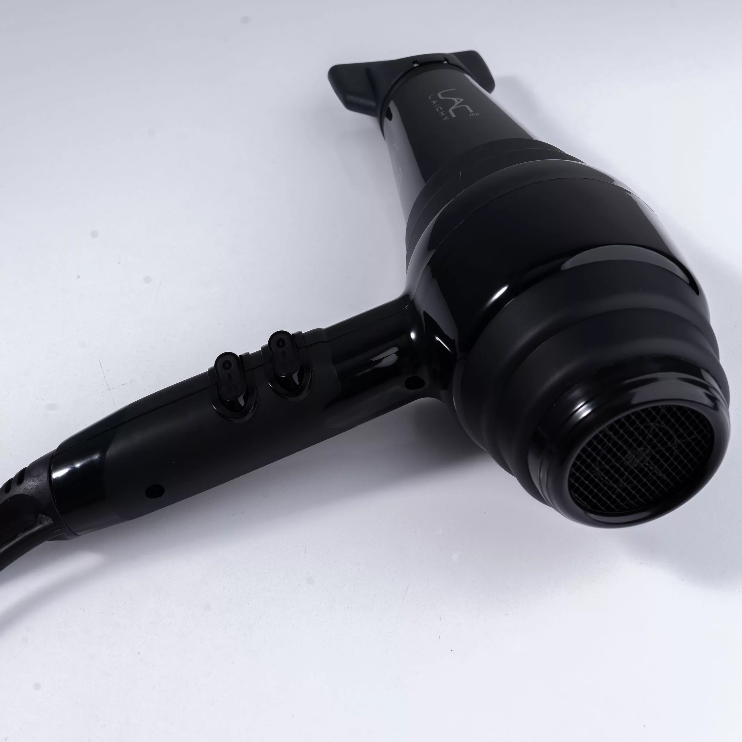 سشوار حرفه ای لایچی مدل L-9070