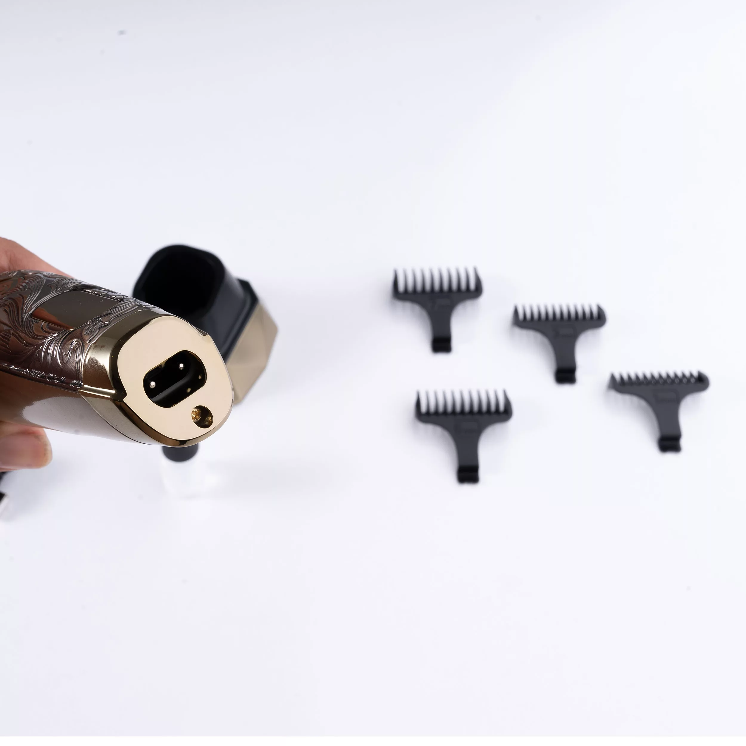 ماشین اصلاح موی سر و صورت شارژی کرونیر مدل CR-873