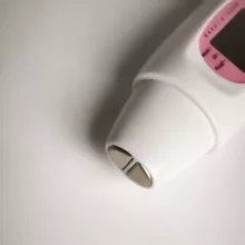 دستگاه سنجش رطوبت و چربی پوست  مدل مدیکا