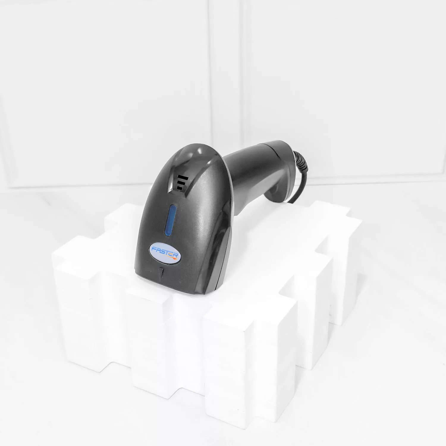 بارکد خوان دو بعدی فستر مدل Quick-Scan بههمراه پایه