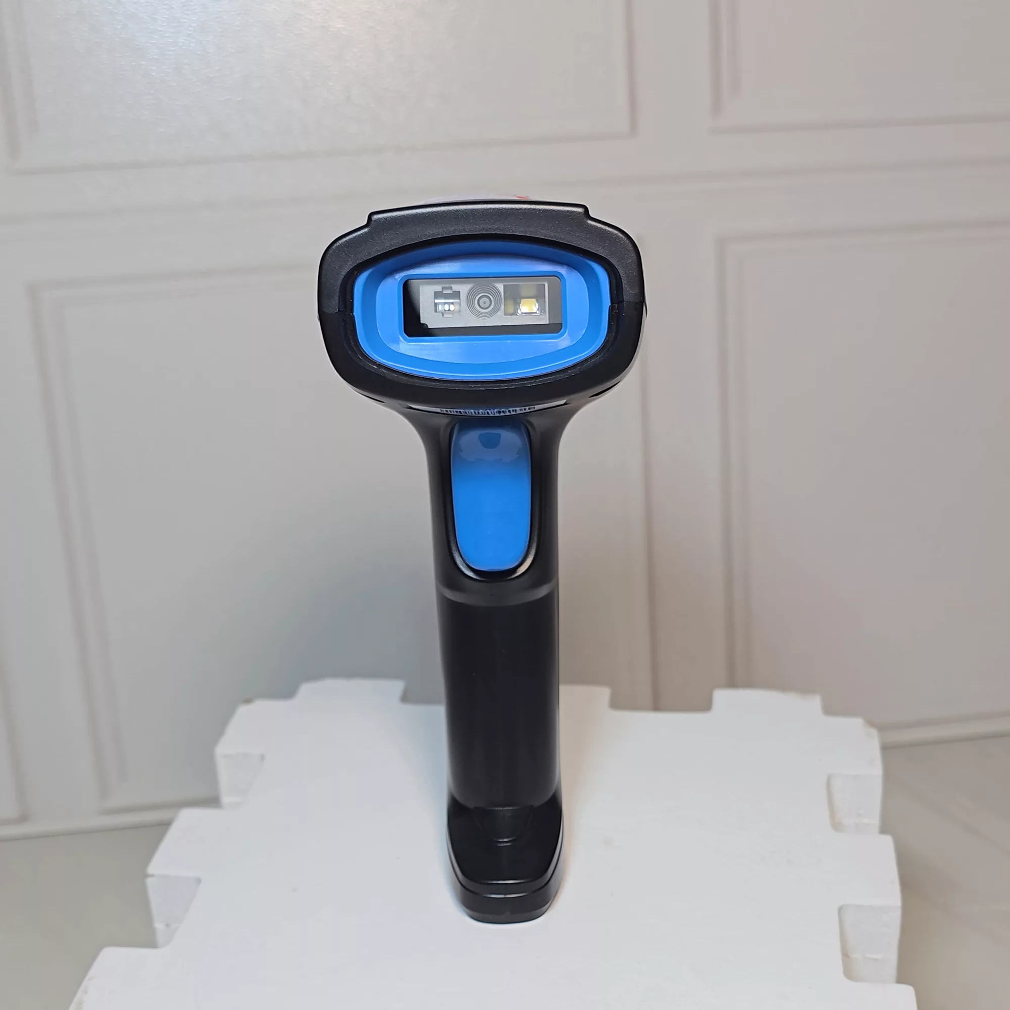بارکد خوان سه بعدی فستر مدل Ultra Power کد Ai-V4 به همراه پایه