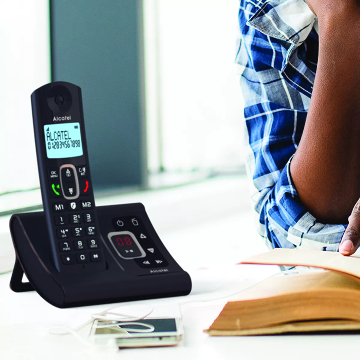 تلفن بی سیم آلکاتل مدل F685 Voice FR