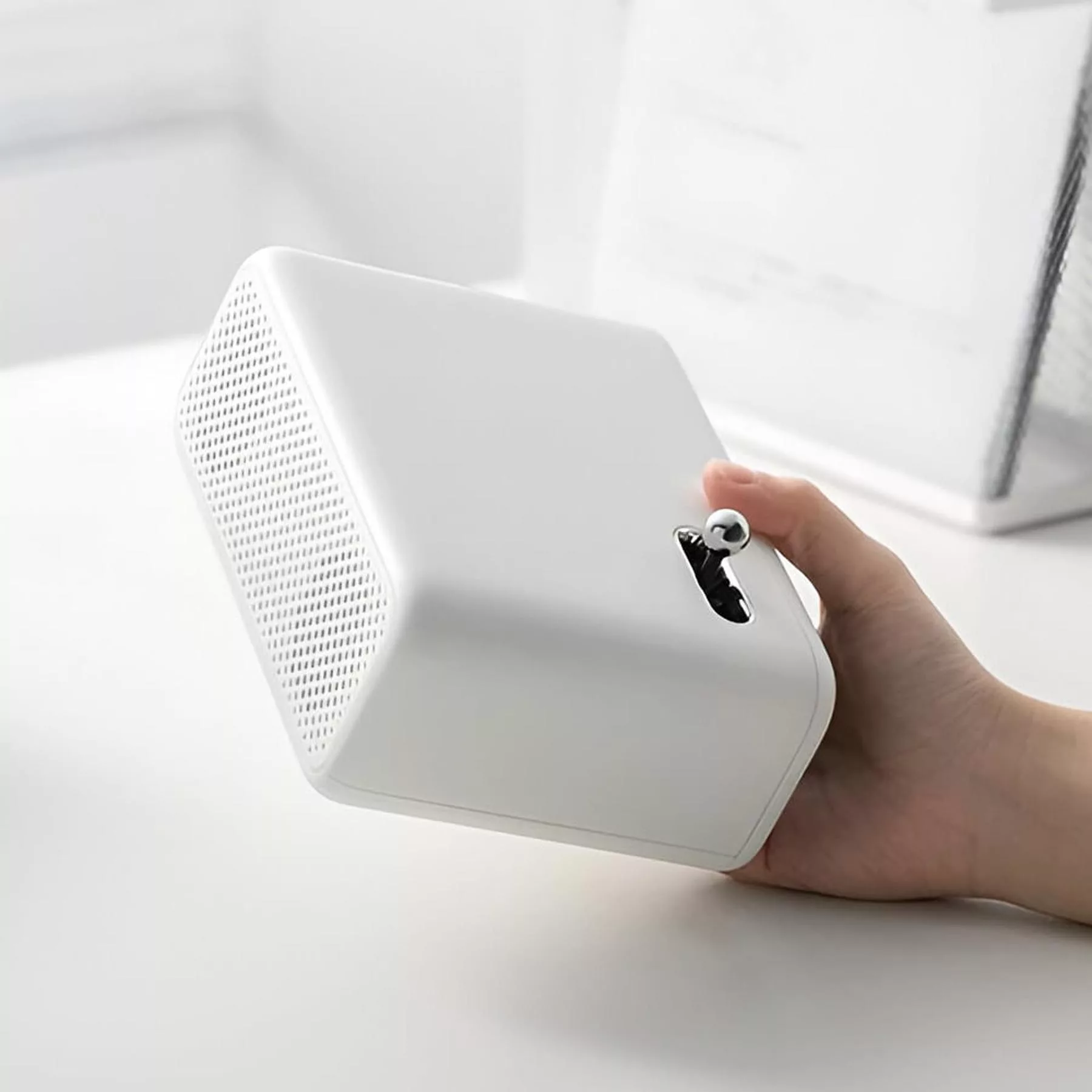 ویدئو پروژکتور ونبو مدل mini pro